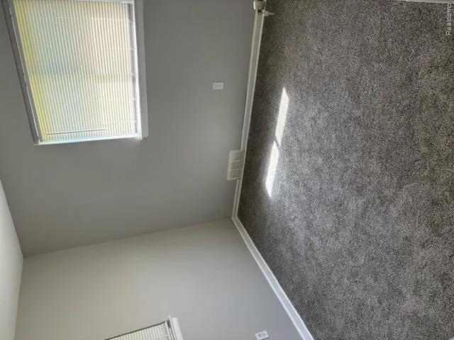 21622 Santa Clara Detroit City, MI 48219