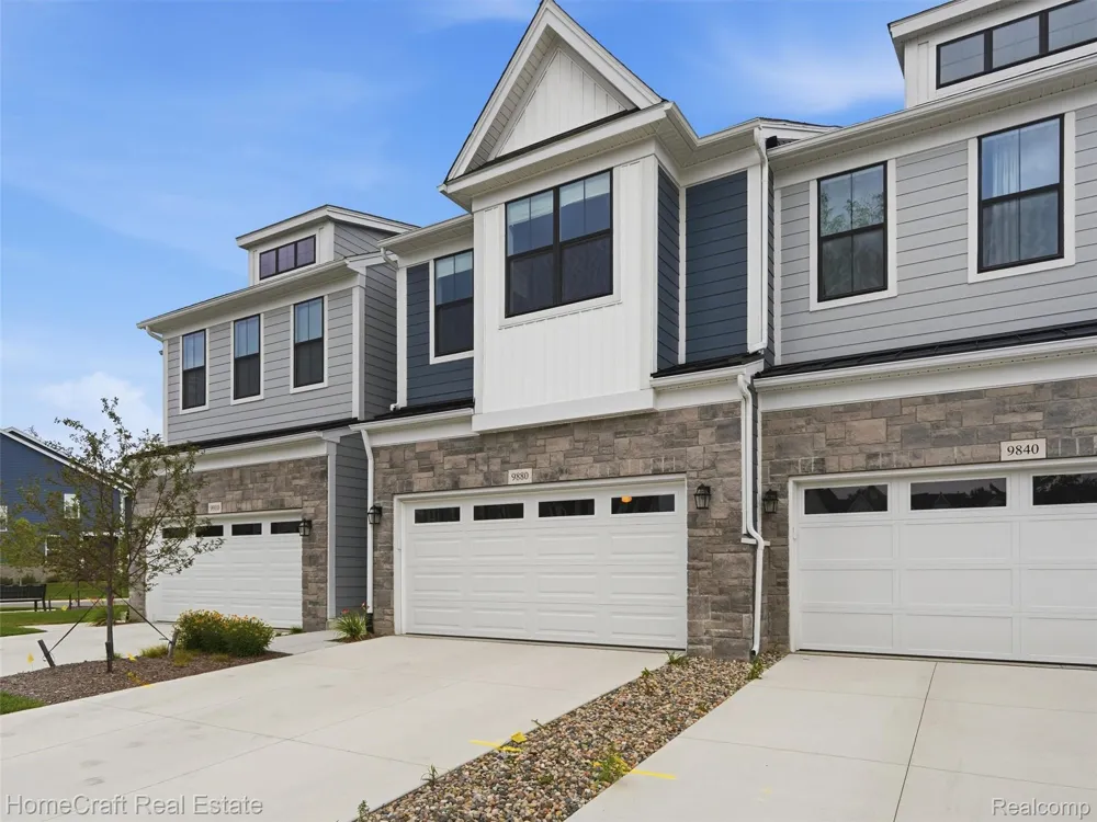 9880 Firwood Plymouth Charter Township, MI 48170