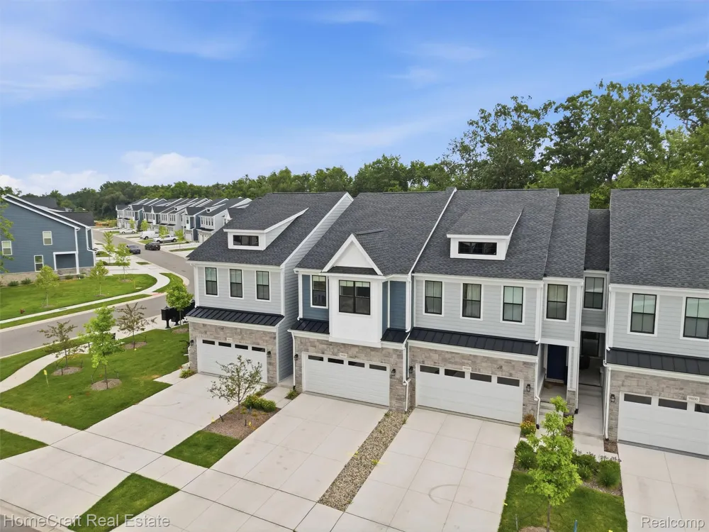 9880 Firwood Plymouth Charter Township, MI 48170
