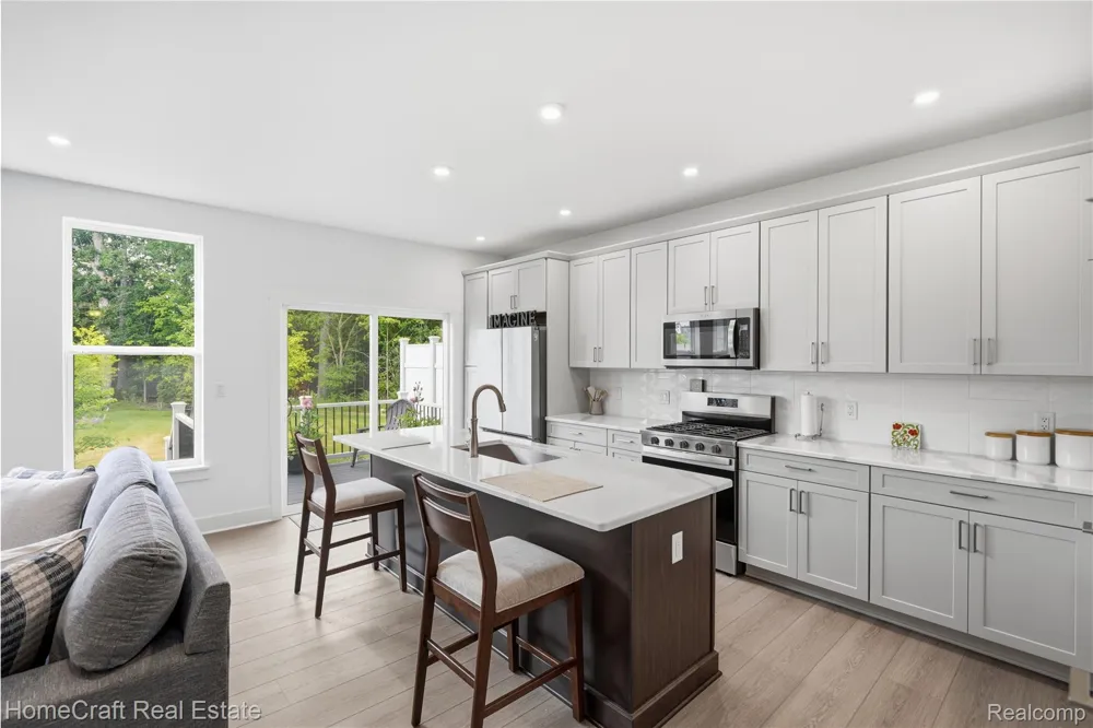 9880 Firwood Plymouth Charter Township, MI 48170