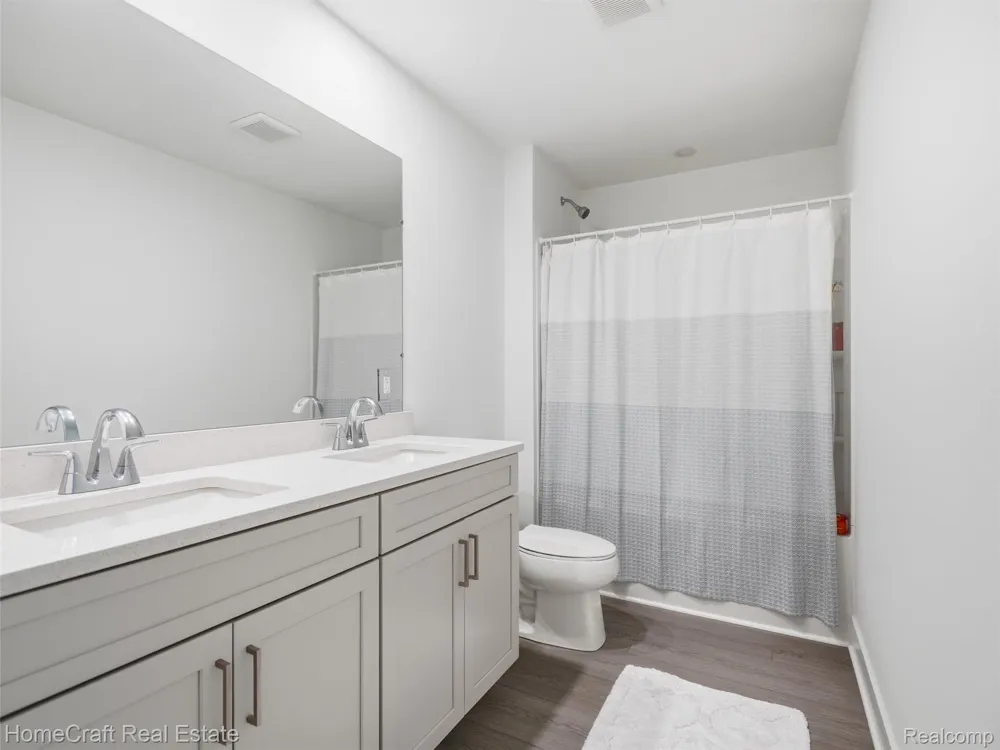 9880 Firwood Plymouth Charter Township, MI 48170