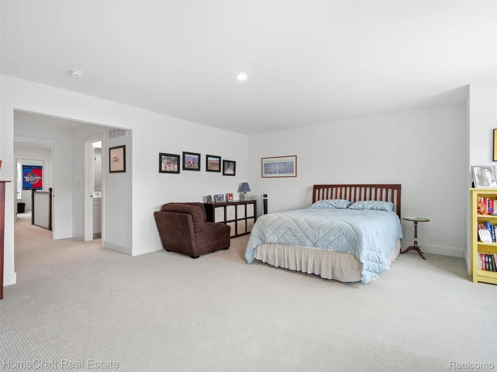 9880 Firwood Plymouth Charter Township, MI 48170