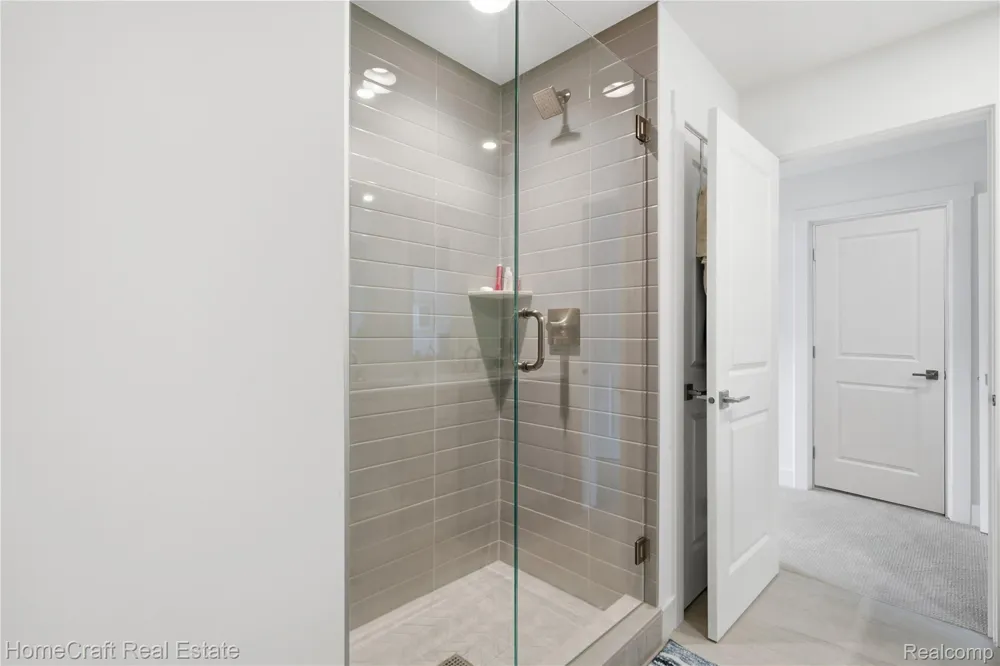 9880 Firwood Plymouth Charter Township, MI 48170