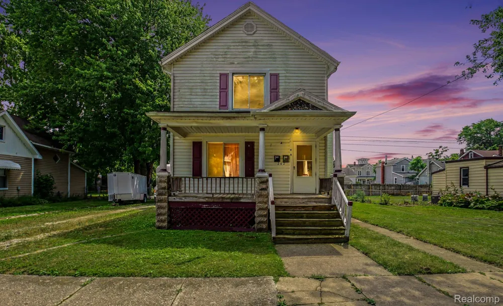 242 Elizabeth Street Marine City City, MI 48039