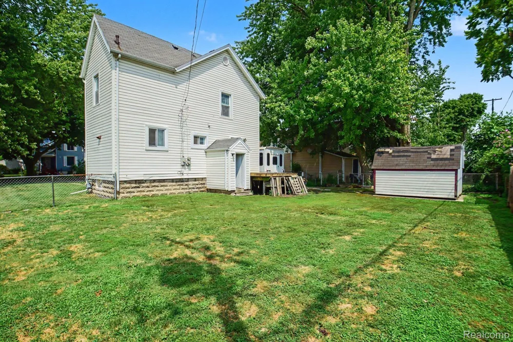 242 Elizabeth Street Marine City City, MI 48039
