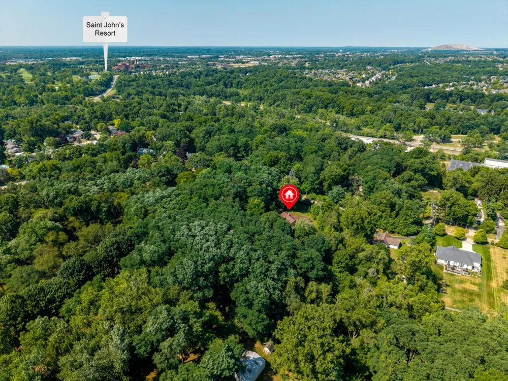 16460 Franklin Road Northville Township, MI 48168