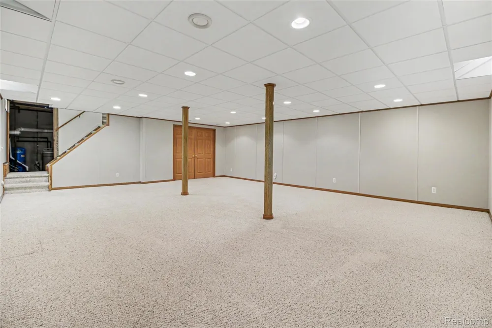 2240 Hidden Lake Trail Ortonville Village, MI 48462