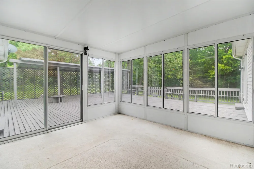 2240 Hidden Lake Trail Ortonville Village, MI 48462