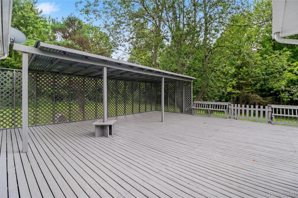 2240 Hidden Lake Trail Ortonville Village, MI 48462