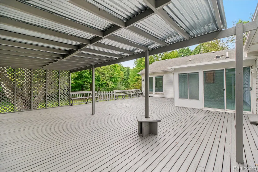 2240 Hidden Lake Trail Ortonville Village, MI 48462