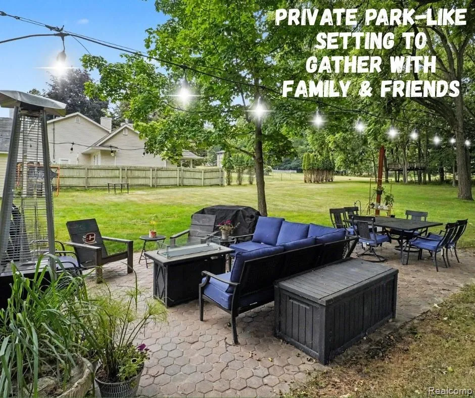 612 S East Street Fenton City, MI 48430