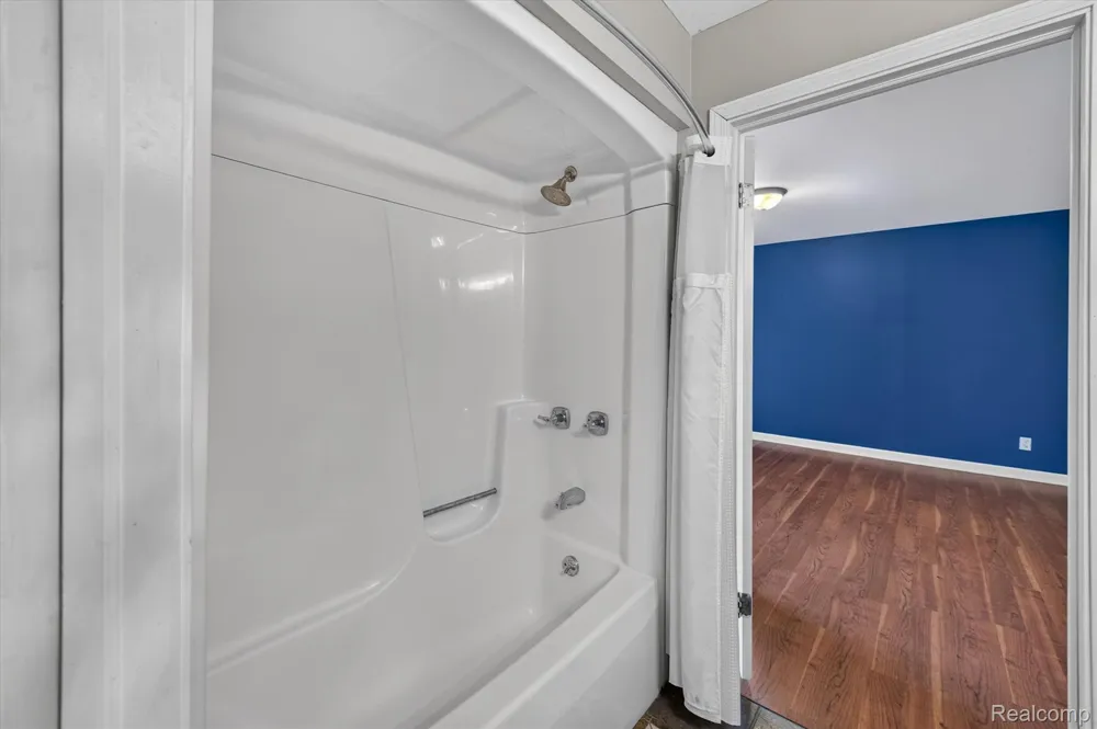 4132 Waterland Drive Hadley Township, MI 48455