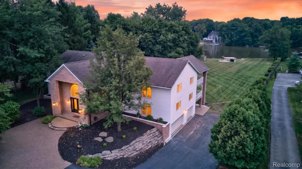 4132 Waterland Drive Hadley Township, MI 48455