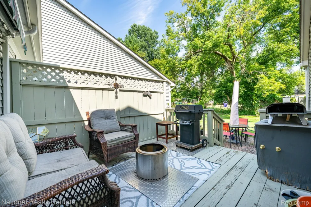19337 Mandarin Drive Roseville City, MI 48066