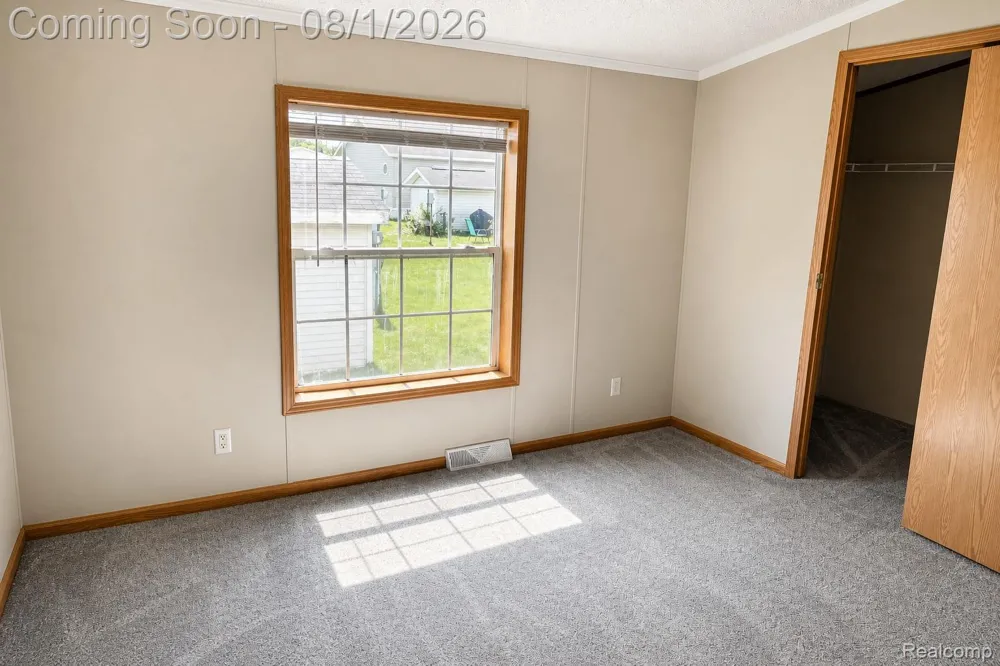305 Aspen Lane Dundee Village, MI 48131