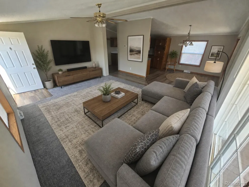 305 Aspen Lane Dundee Village, MI 48131