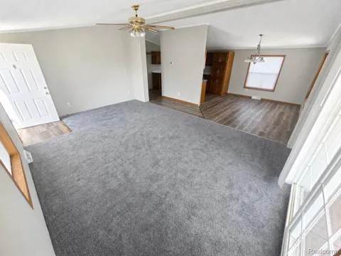 305 Aspen Lane
