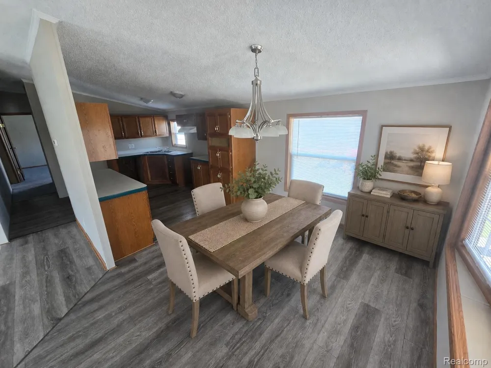 305 Aspen Lane Dundee Village, MI 48131