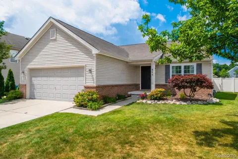 445 Lydia Lane