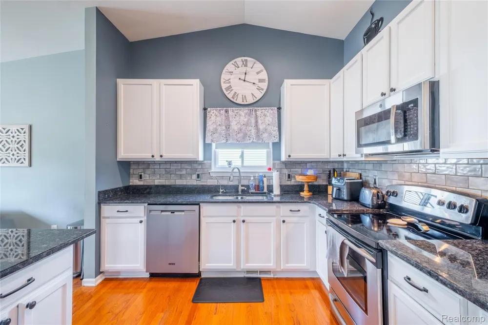 445 Lydia Lane Linden City, MI 48451
