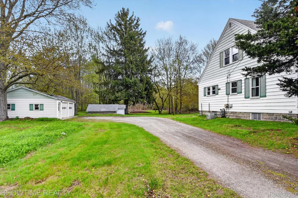2970 Range Road Port Huron Charter Township, MI 48060