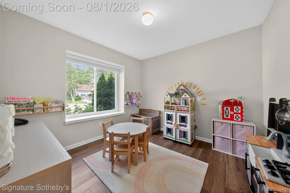 3332 Woodruff Meadows Court Highland Charter Township, MI 48357