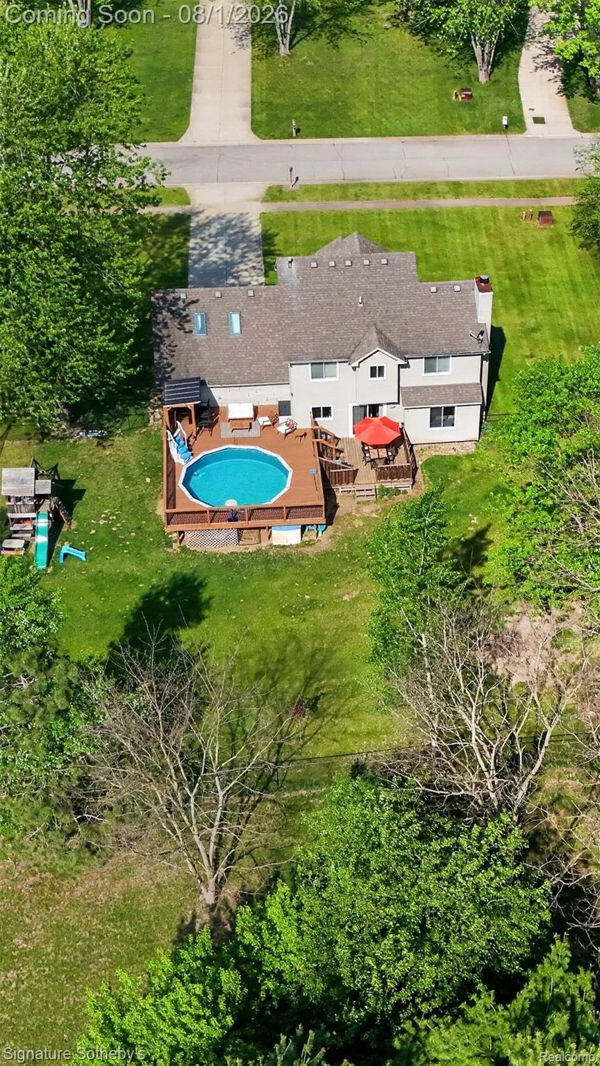 3332 Woodruff Meadows Court Highland Charter Township, MI 48357