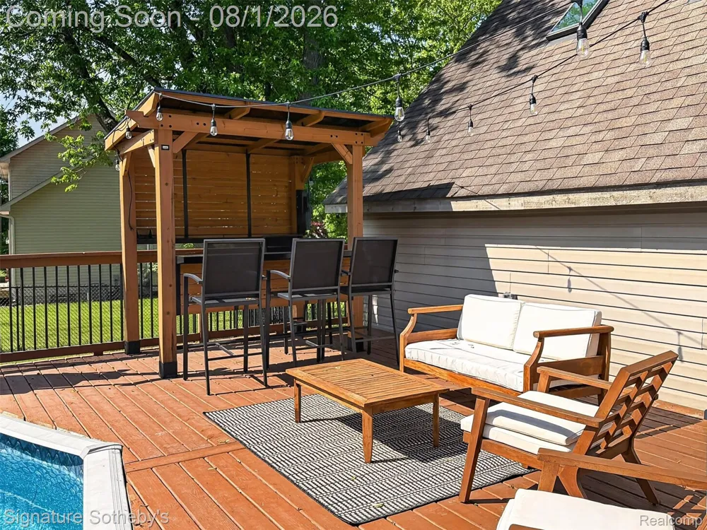 3332 Woodruff Meadows Court Highland Charter Township, MI 48357
