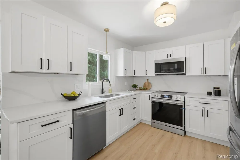 3643 Noble Road Addison Township, MI 48370