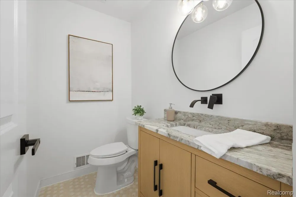 3643 Noble Road Addison Township, MI 48370