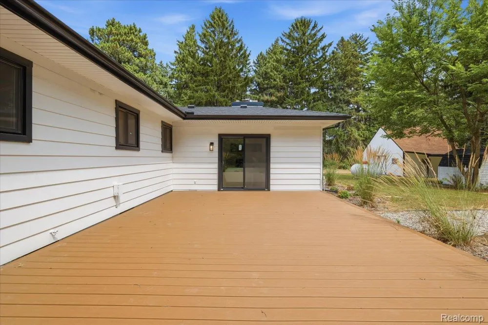 3643 Noble Road Addison Township, MI 48370