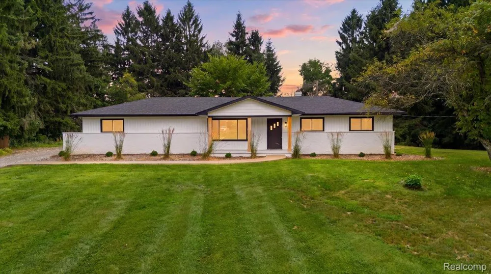 3643 Noble Road Addison Township, MI 48370