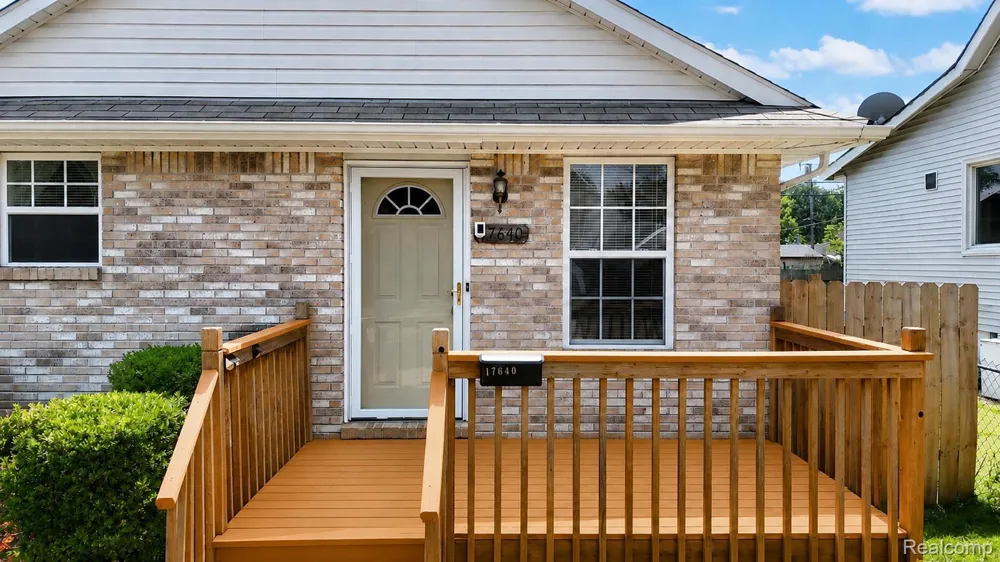 17640 Roseville Boulevard Roseville City, MI 48066