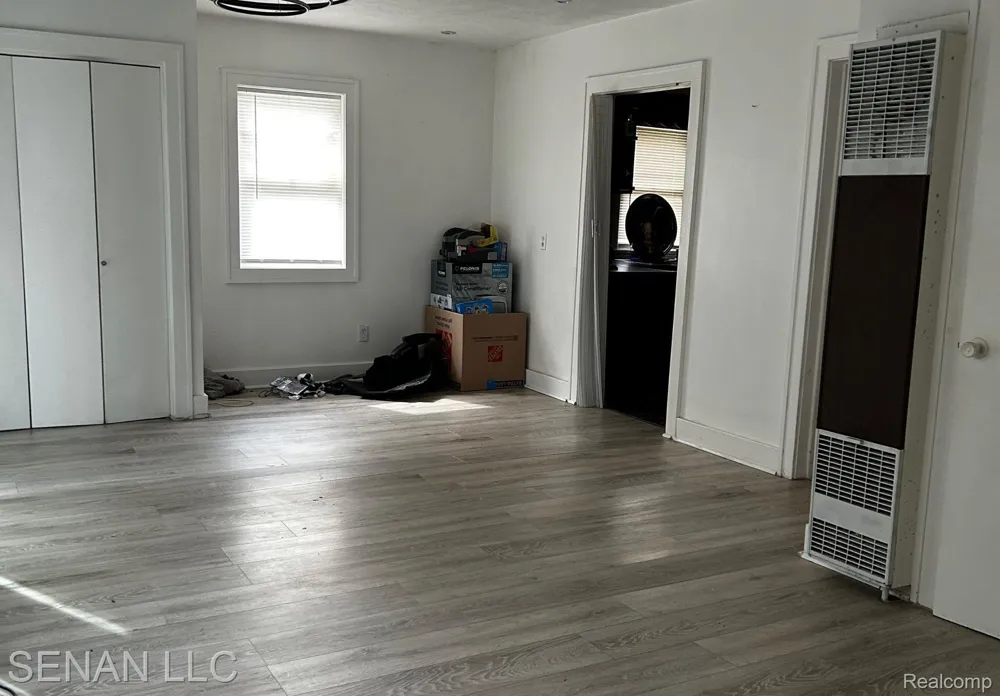 1520 E Oakland Avenue Lansing City, MI 48906