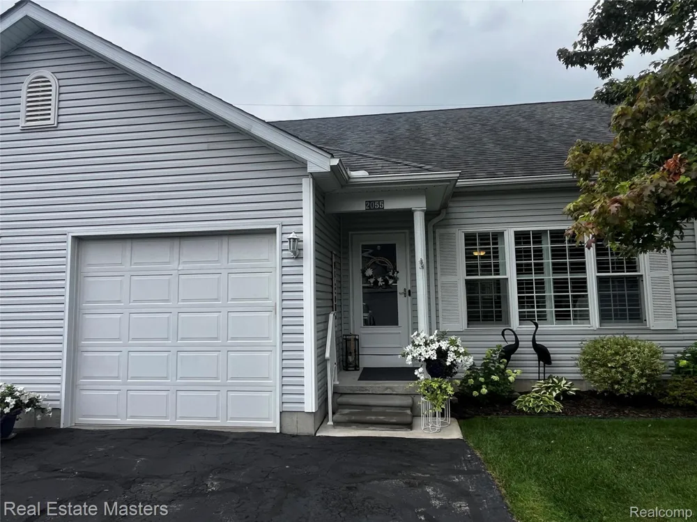 2055 Pauls Court #2 Marysville City, MI 48040