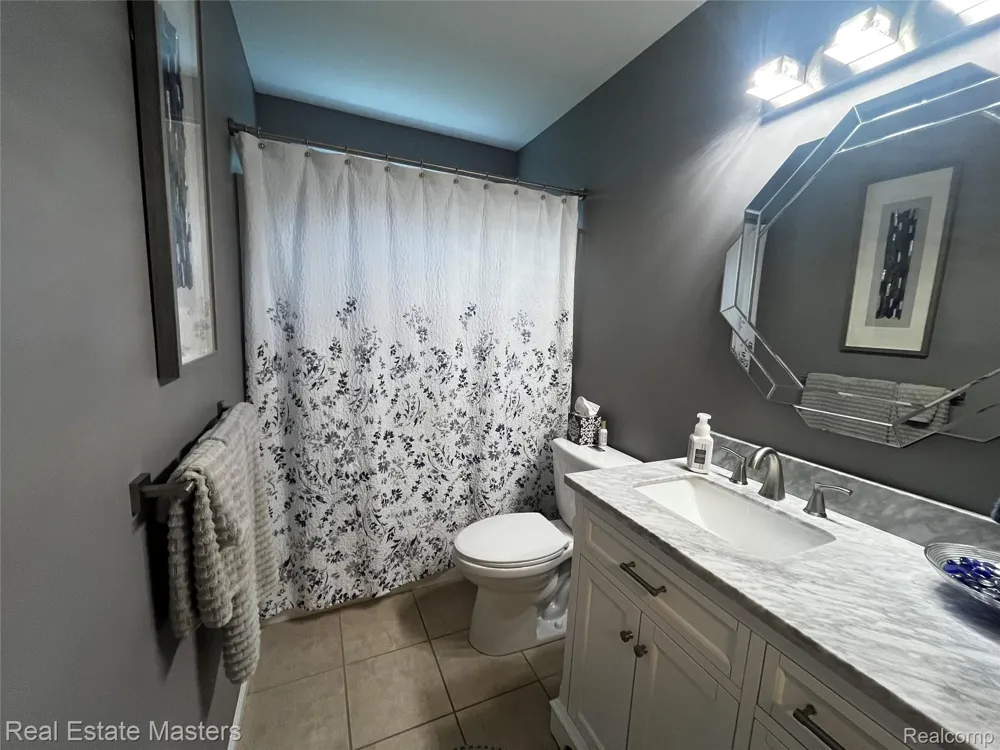 2055 Pauls Court #2 Marysville City, MI 48040