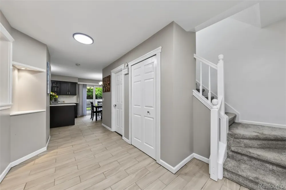 5890 Chickadee Lane Independence Charter Township, MI 48346