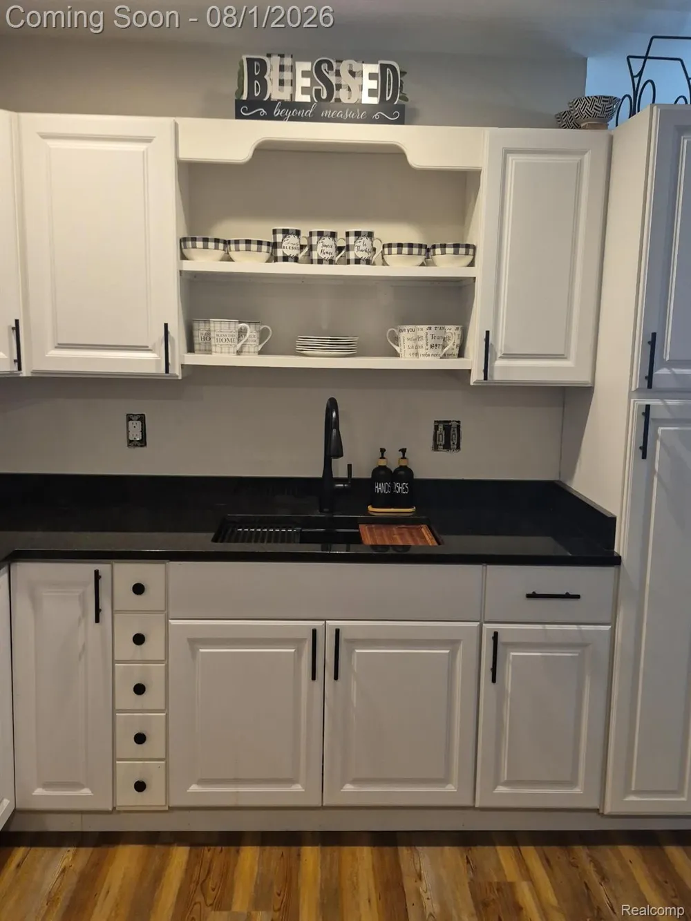 693 Hamlet Road Auburn Hills City, MI 48326