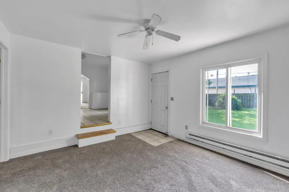 5720 Huron Street Dearborn Heights City, MI 48125