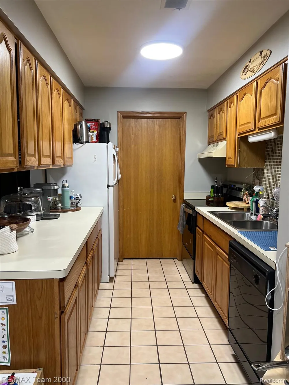 8049 Fenton Street Dearborn Heights City, MI 48127
