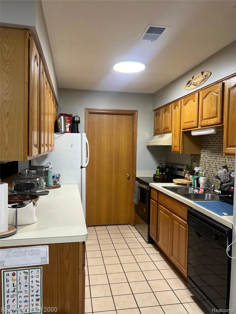 8049 Fenton Street Dearborn Heights City, MI 48127