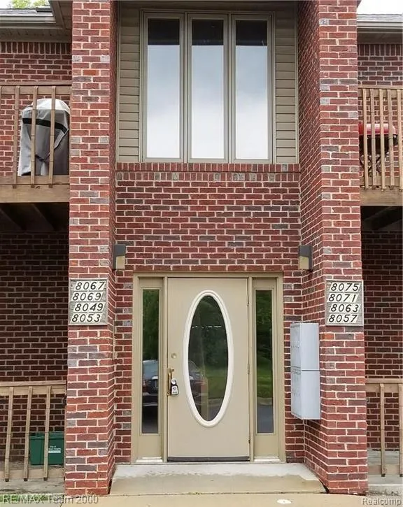 8049 Fenton Street Dearborn Heights City, MI 48127