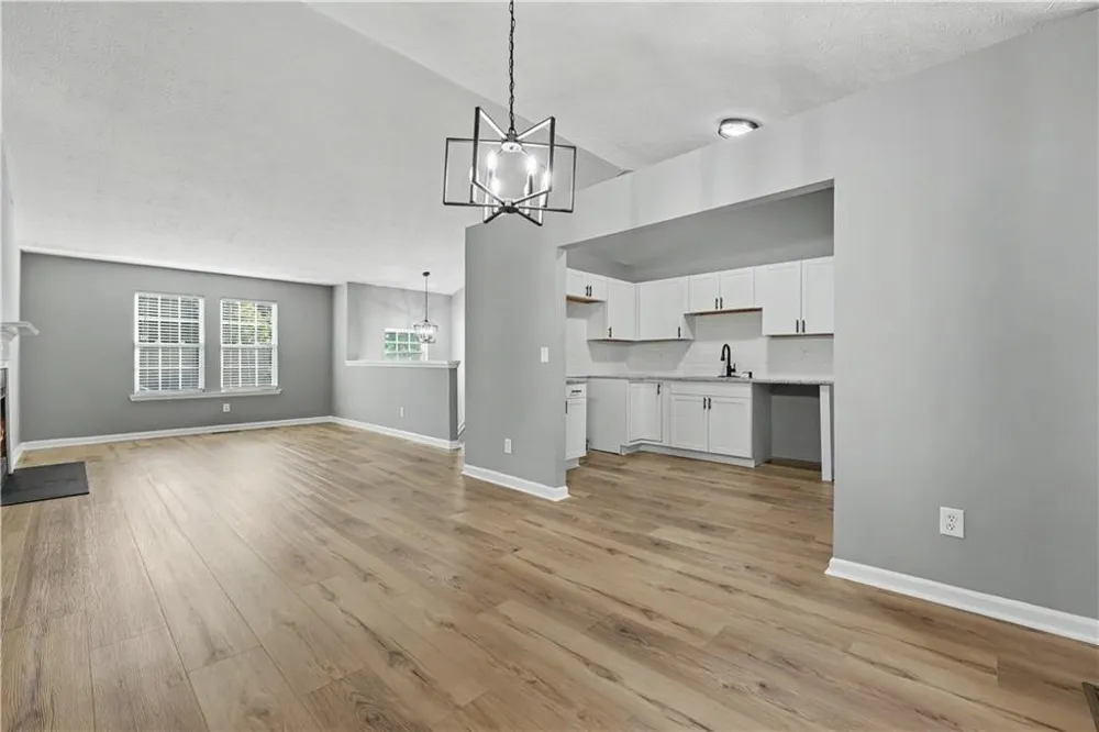 3249 Nogales Place Rex, GA 30273