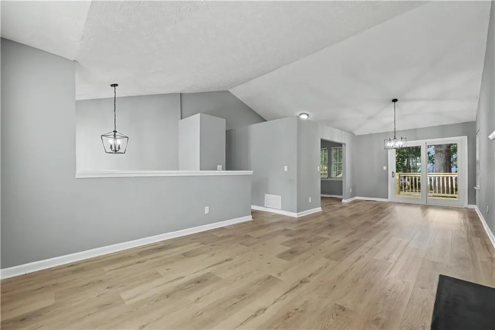 3249 Nogales Place Rex, GA 30273
