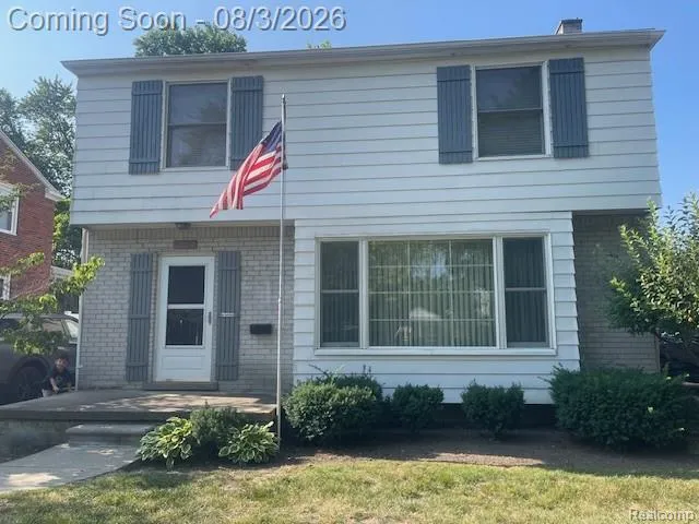 1877 Rosemont Road Berkley City, MI 48072