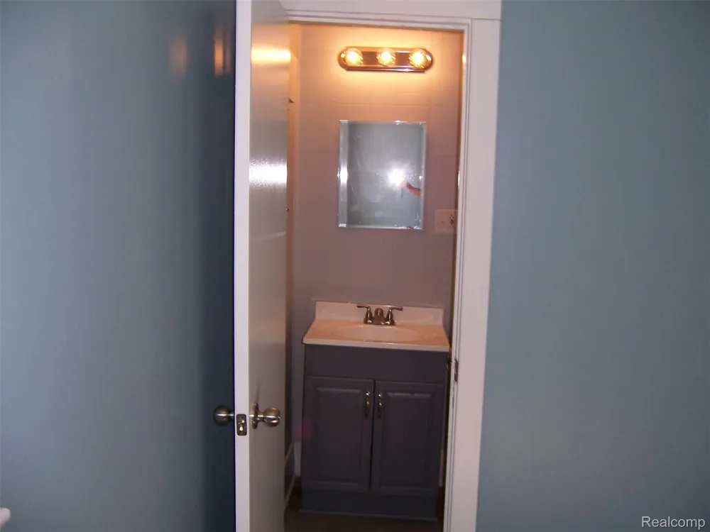 1518 Carleton Street Port Huron City, MI 48060