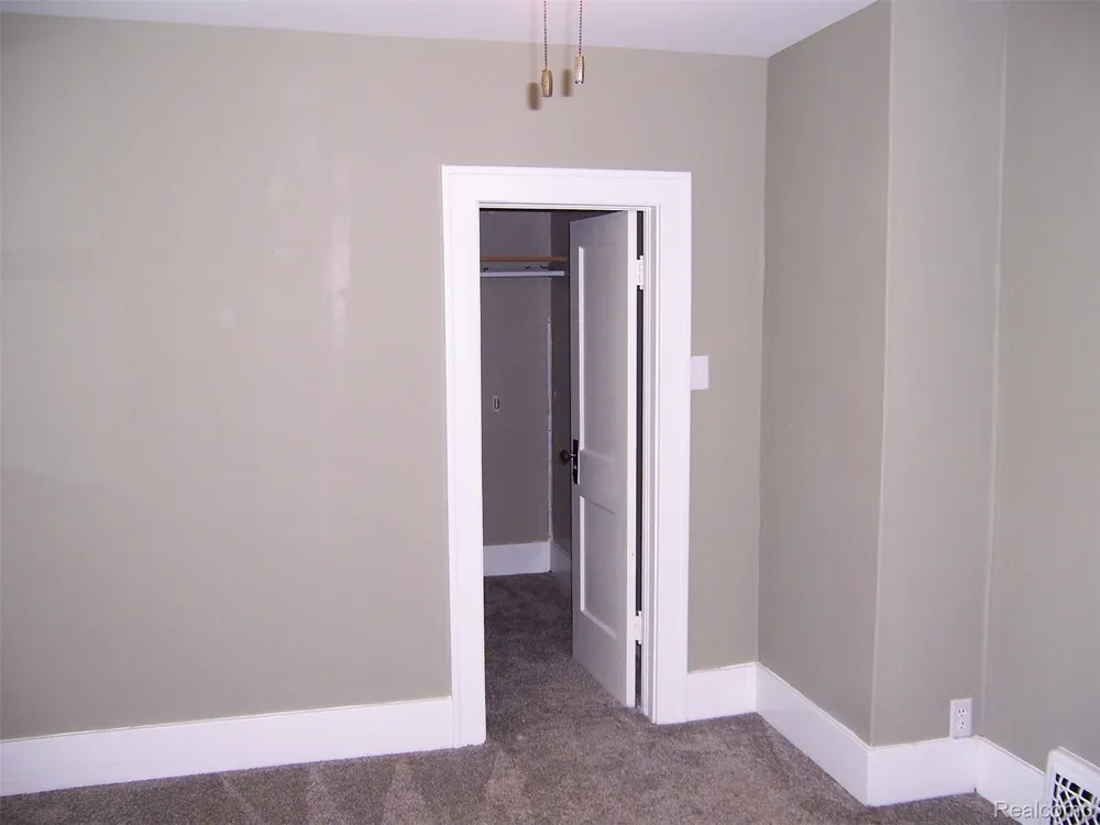 1518 Carleton Street Port Huron City, MI 48060
