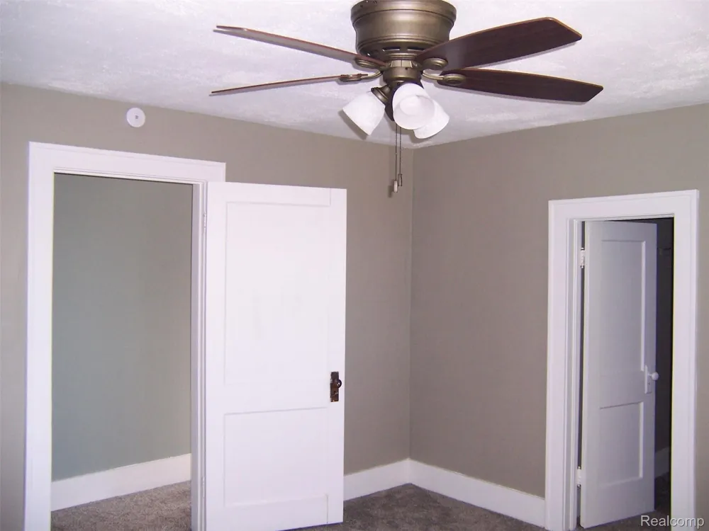 1518 Carleton Street Port Huron City, MI 48060