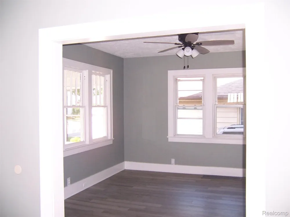 1518 Carleton Street Port Huron City, MI 48060