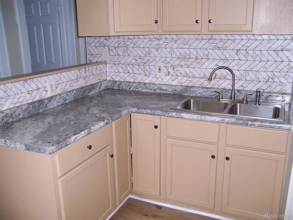 1518 Carleton Street Port Huron City, MI 48060